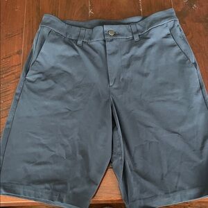 lululemon athletica Men's navy blue Shorts Men’s size 30